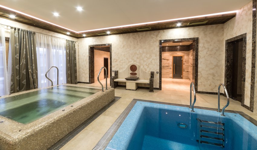 Отделка бассейна декоративным камнем